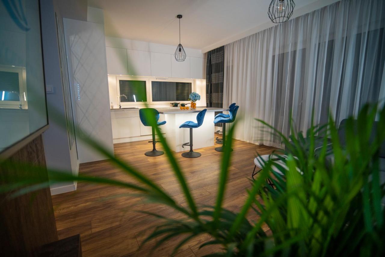 Apartament W Cieplicach Comfort Jelenia Góra Buitenkant foto