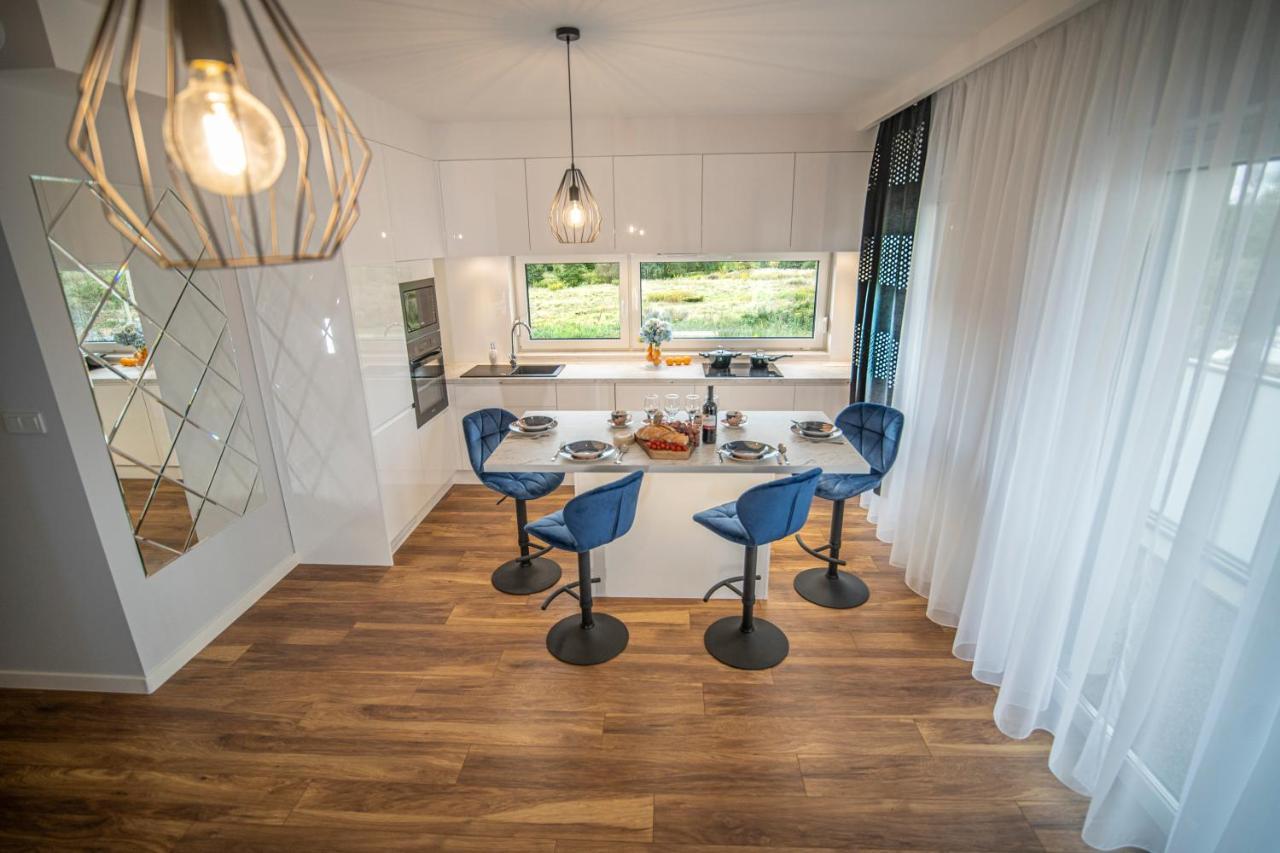 Apartament W Cieplicach Comfort Jelenia Góra Buitenkant foto